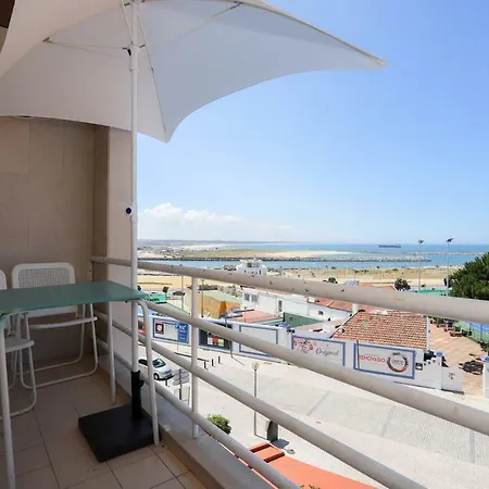 Sea View *
